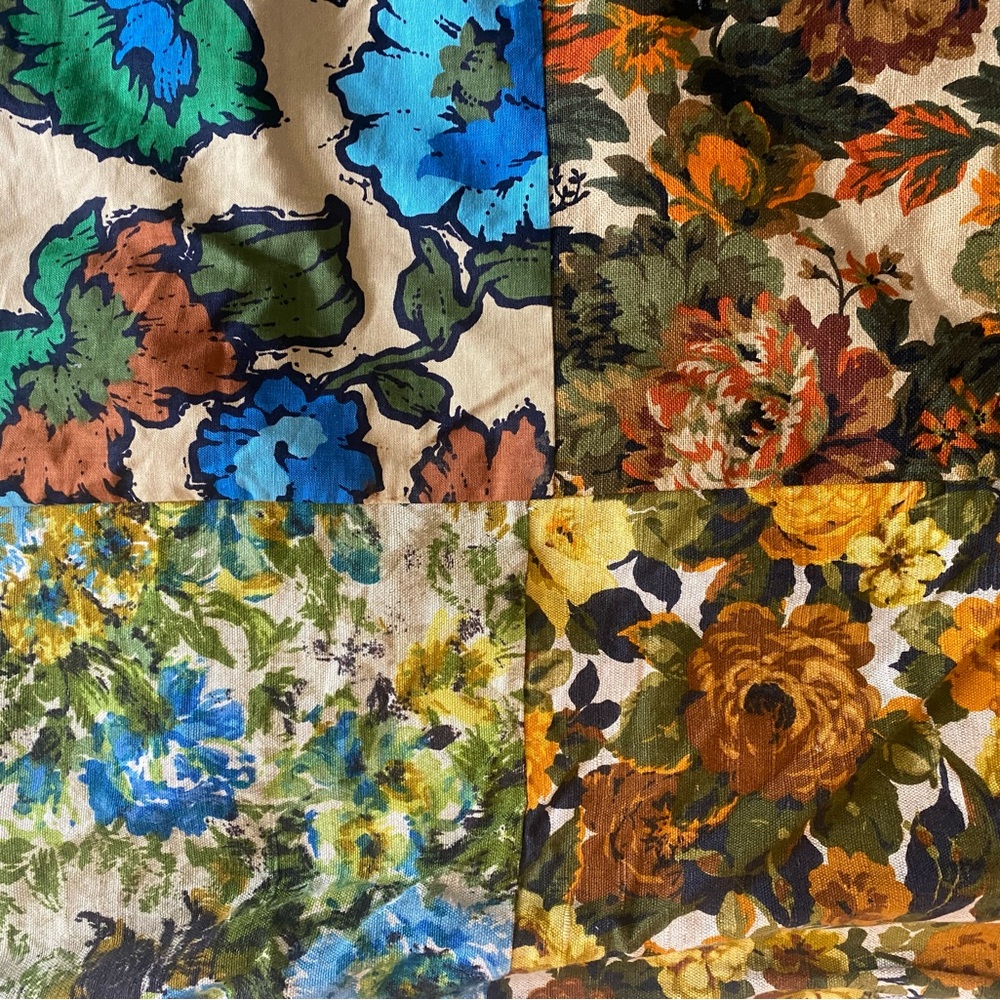Double Sided Quilted Blanket - Picture 12 of 12